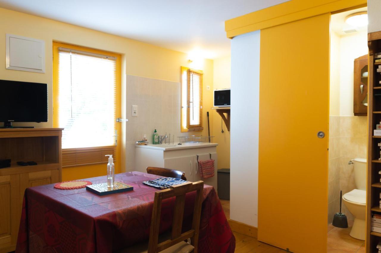 Studio Calme Et Chaleureux Apartment Brive-la-Gaillarde Exterior photo